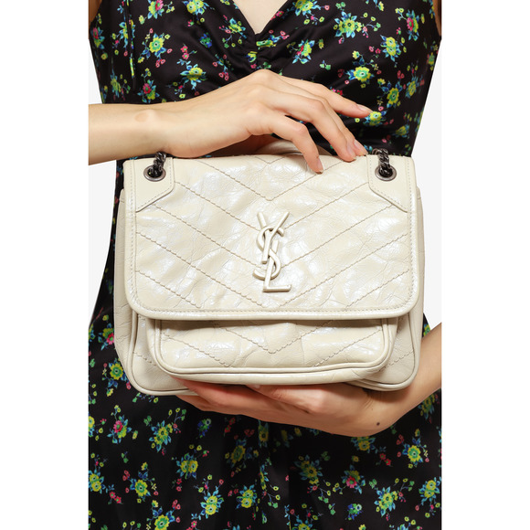 Saint Laurent White Crinkle Leather Baby Niki Shoulder Bag - Picture 3 of 3